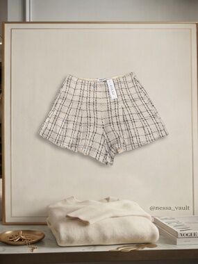 Gilli Cream Plaid Tweed Skort Shorts